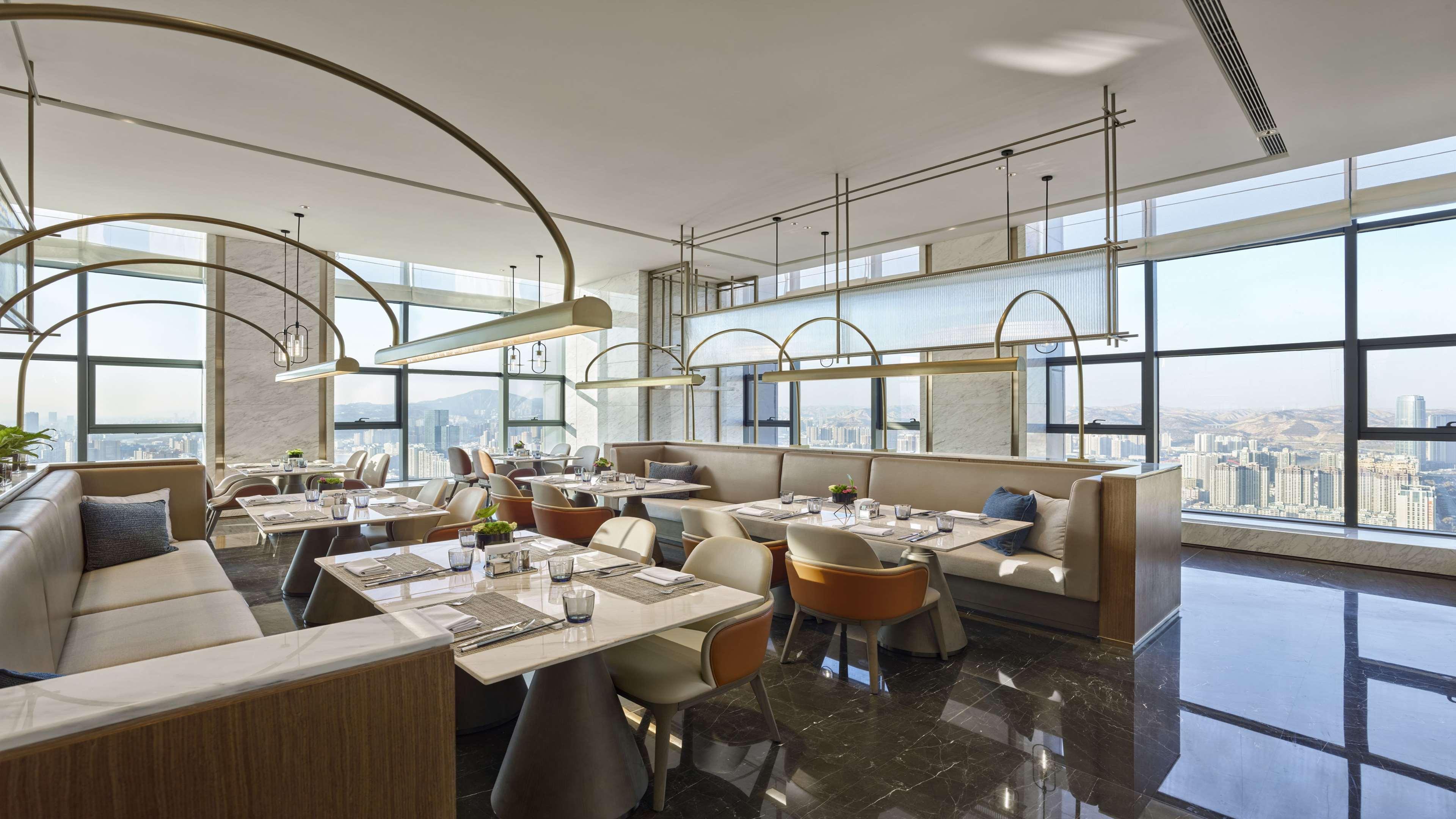 Hilton Lanzhou City Center Экстерьер фото