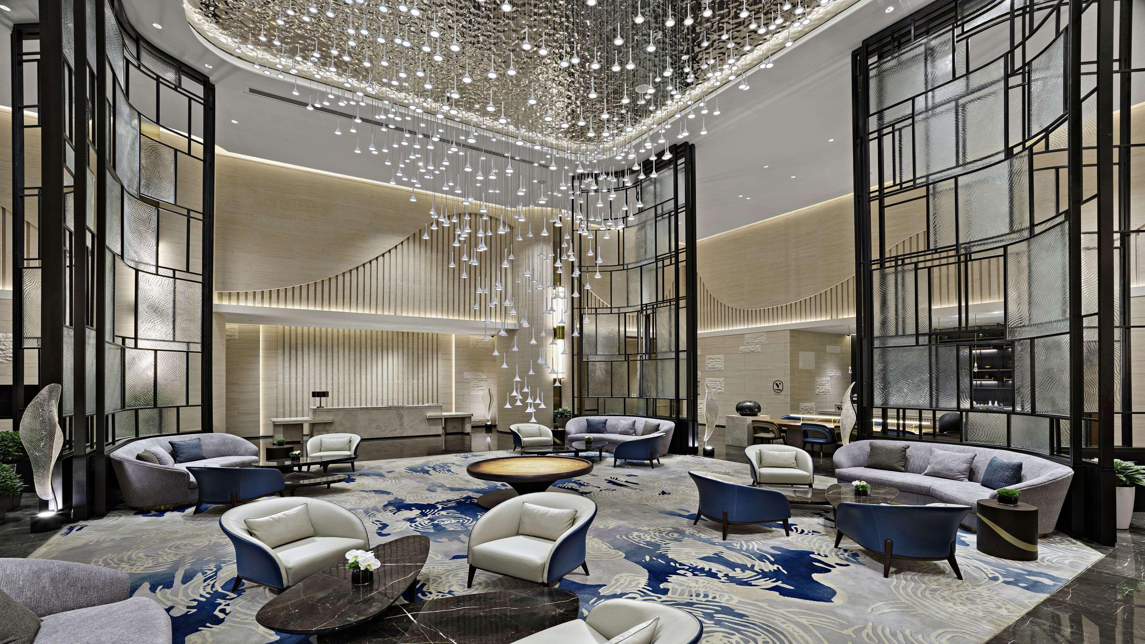 Hilton Lanzhou City Center Экстерьер фото