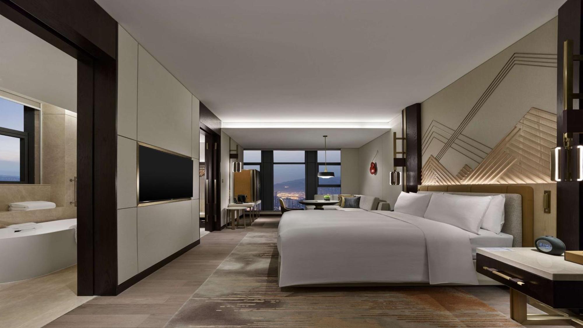 Hilton Lanzhou City Center Экстерьер фото