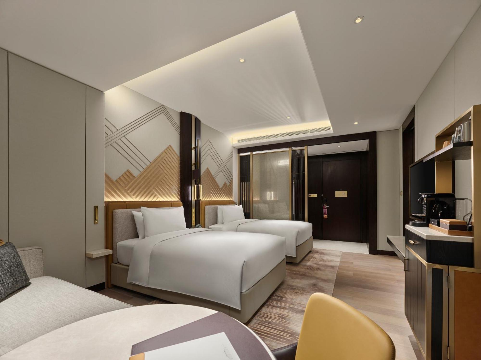 Hilton Lanzhou City Center Экстерьер фото